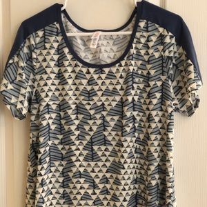 Lularoe women’s shirt size L